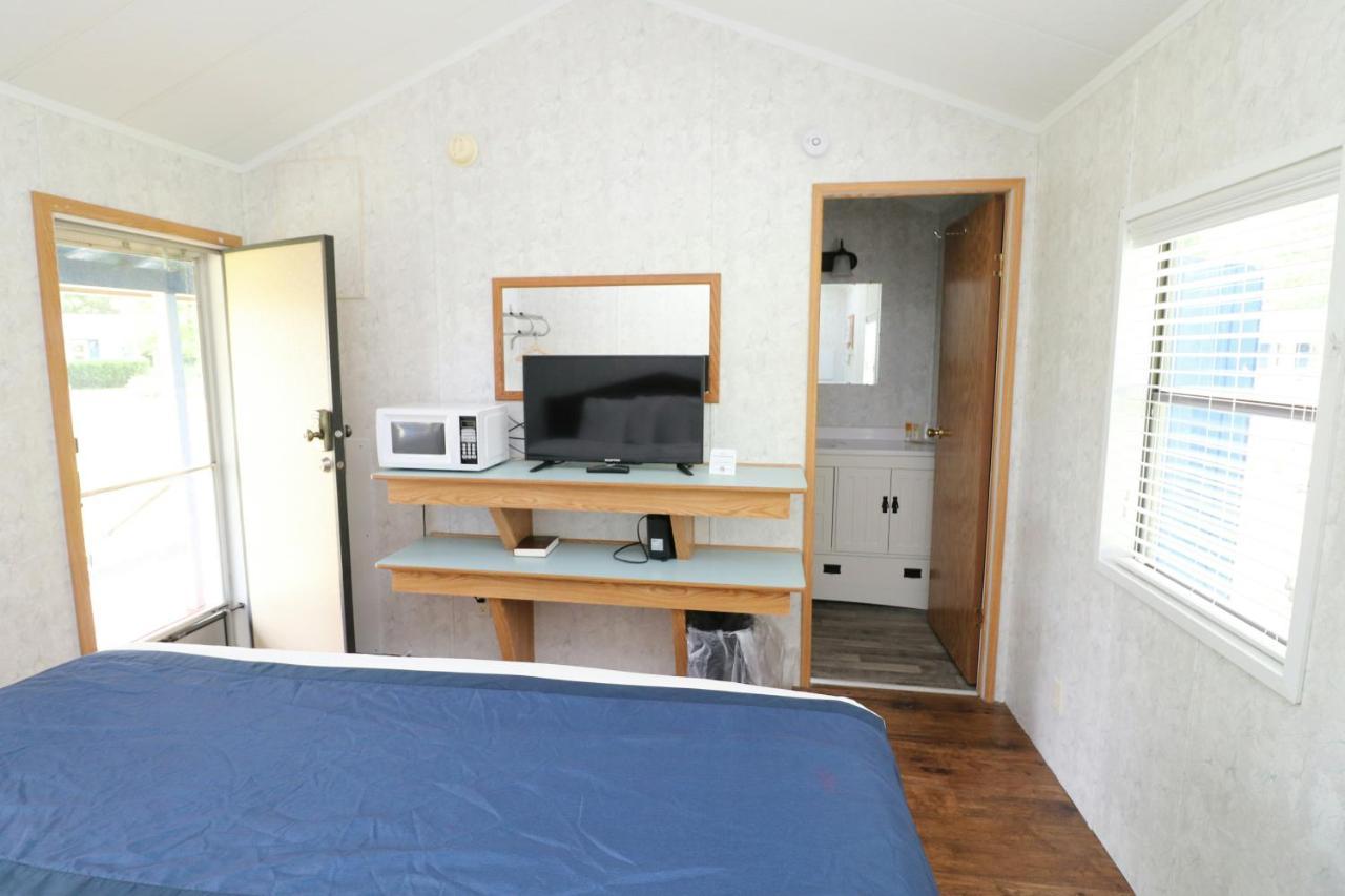 Bird'S Nest Resort Put-in-Bay Eksteriør billede